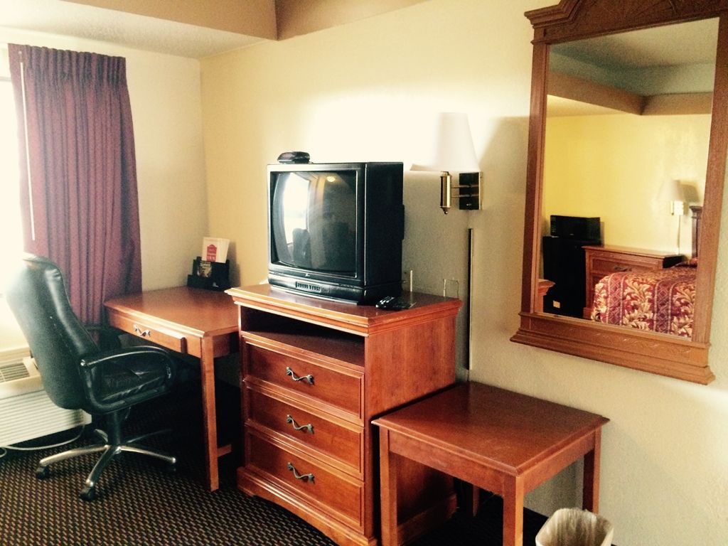 Travelers Inn Мидуэст-Сити Номер фото